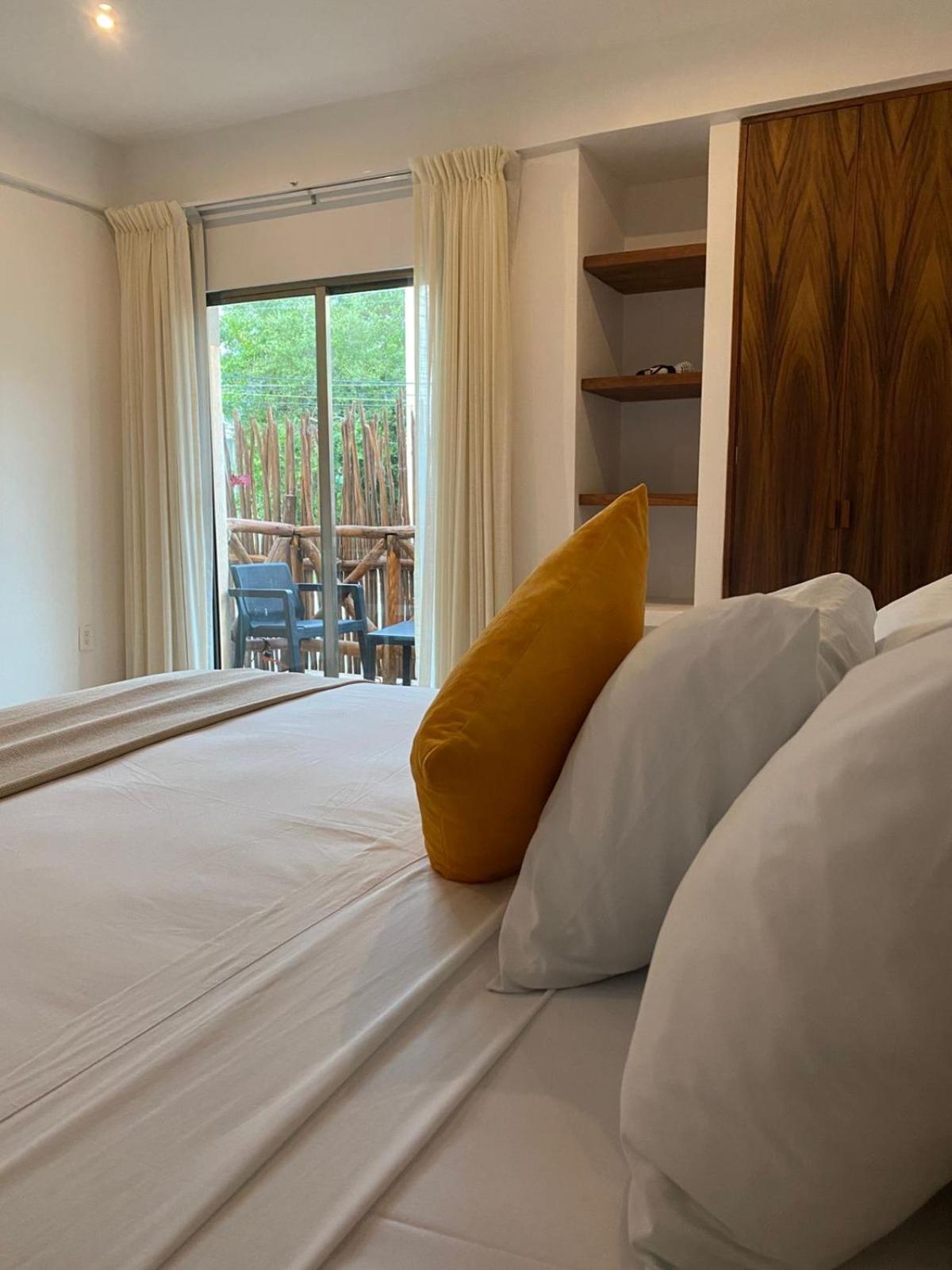 Hotel Pelecanus Suites Holbox Exteriér fotografie